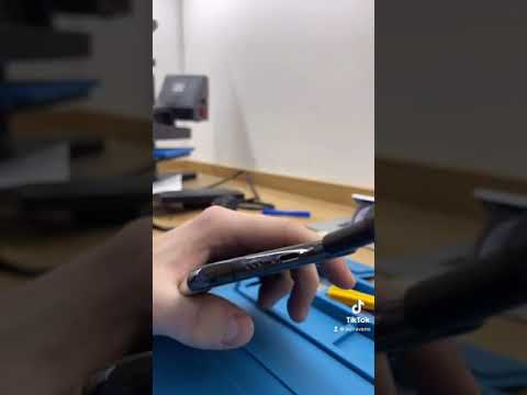 Video: Kolik stojí oprava rozbité obrazovky iPhone?