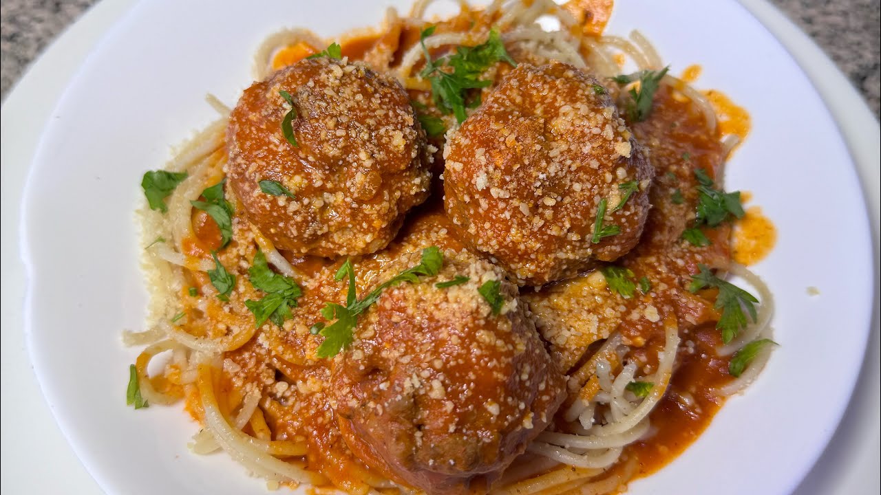 Bolitas de carne molida con espagueti 🍝 YouTube