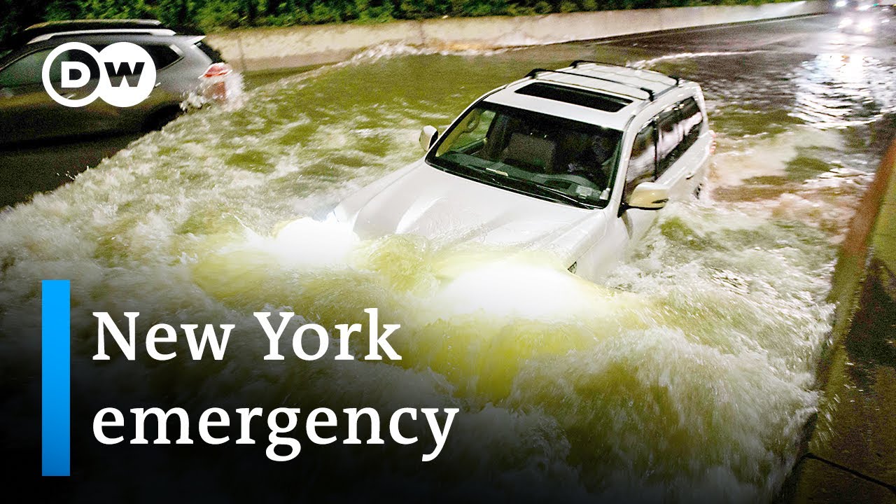 Film backdrop image for The wrath of Hurricane Ida: New York announces its first-ever flash-flood emergency (2021)