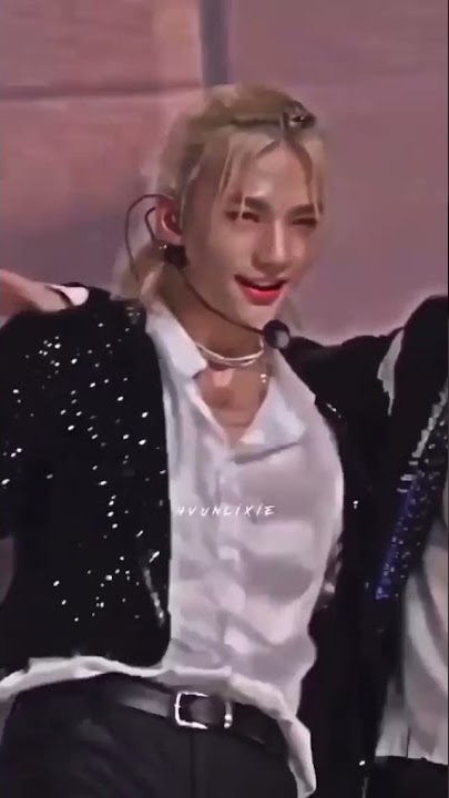 Hyunjin...👍👍 use headphones for better experience😉😊🔥🔥