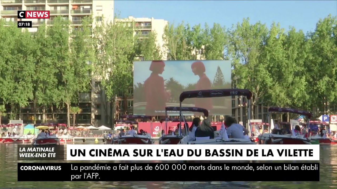 Paris un cinéma sur l'eau du bassin de la Villette YouTube