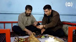 Yama Popal eating fish curry with Abdul Shokor /کرایی ماهی خوری یما پوپل با عبد الشکور