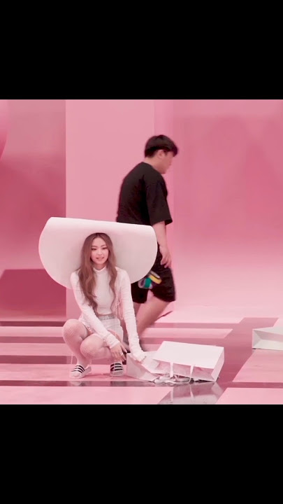 BLACKPINK - DDU DU DDU DU || MV vs REALITY 😂 #jennie #lisa #rosé #jisoo #blackpink #shorts