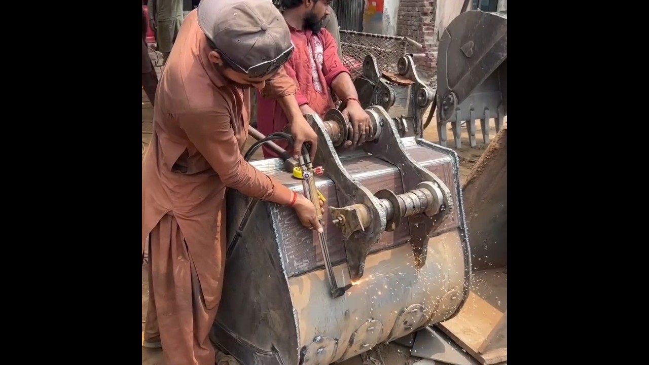 excavator bucket manufacturing process complete 