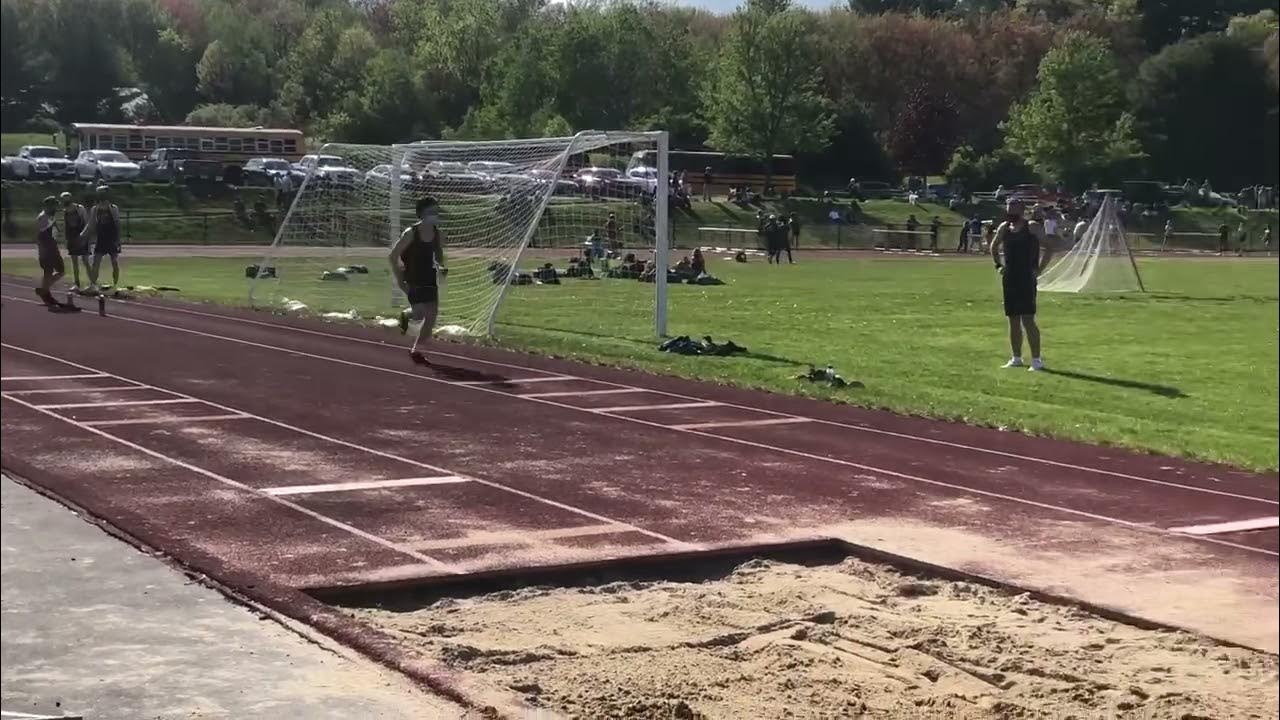 Sophomore breaks school long jump record (19’10) YouTube