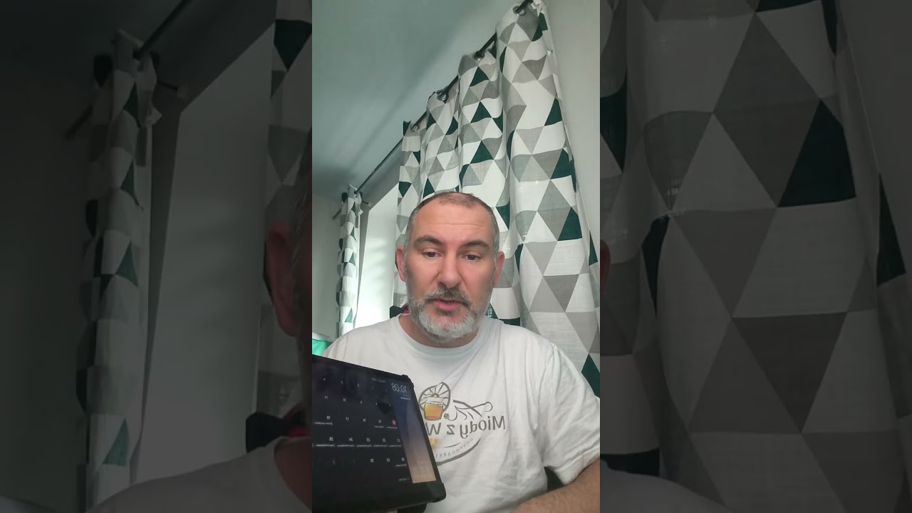 Prosty pomysł na użycie starego tabletu który leżał bezużytecznie bo do niczego się nie nadaje aby