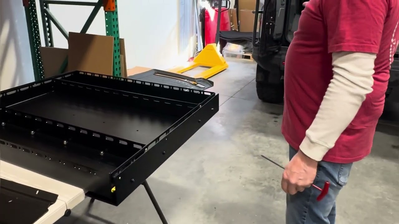 Ineos Grenadier: Update installation of the complete drawer system.