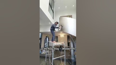 Hoàn thiện sơn cầu thang xoắn ốc tại Hà Nội