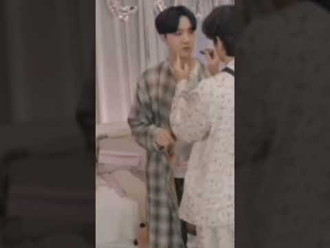 vhope cute moments❤️💚