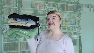 PRINCESS POLLY PLUS SIZE FASHION HAUL, HONEST TRY ON & REVIEW! | Chloe Benson