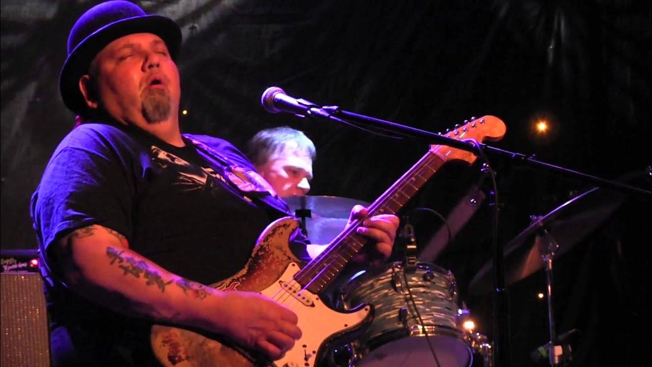 "You've Got To Love Her With A Feeling" - POPA CHUBBY - Mexicali Live, NJ 5-1-15 "You've Got To Love Her With A Feeling" - POPA CHUBBY - Mexicali Live, NJ 5-1-15