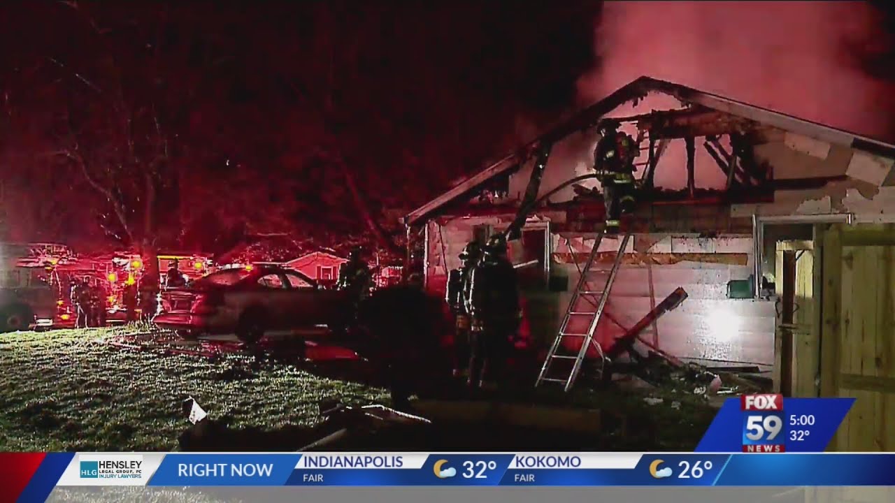 Crews respond to fire on Indy's north side - YouTube