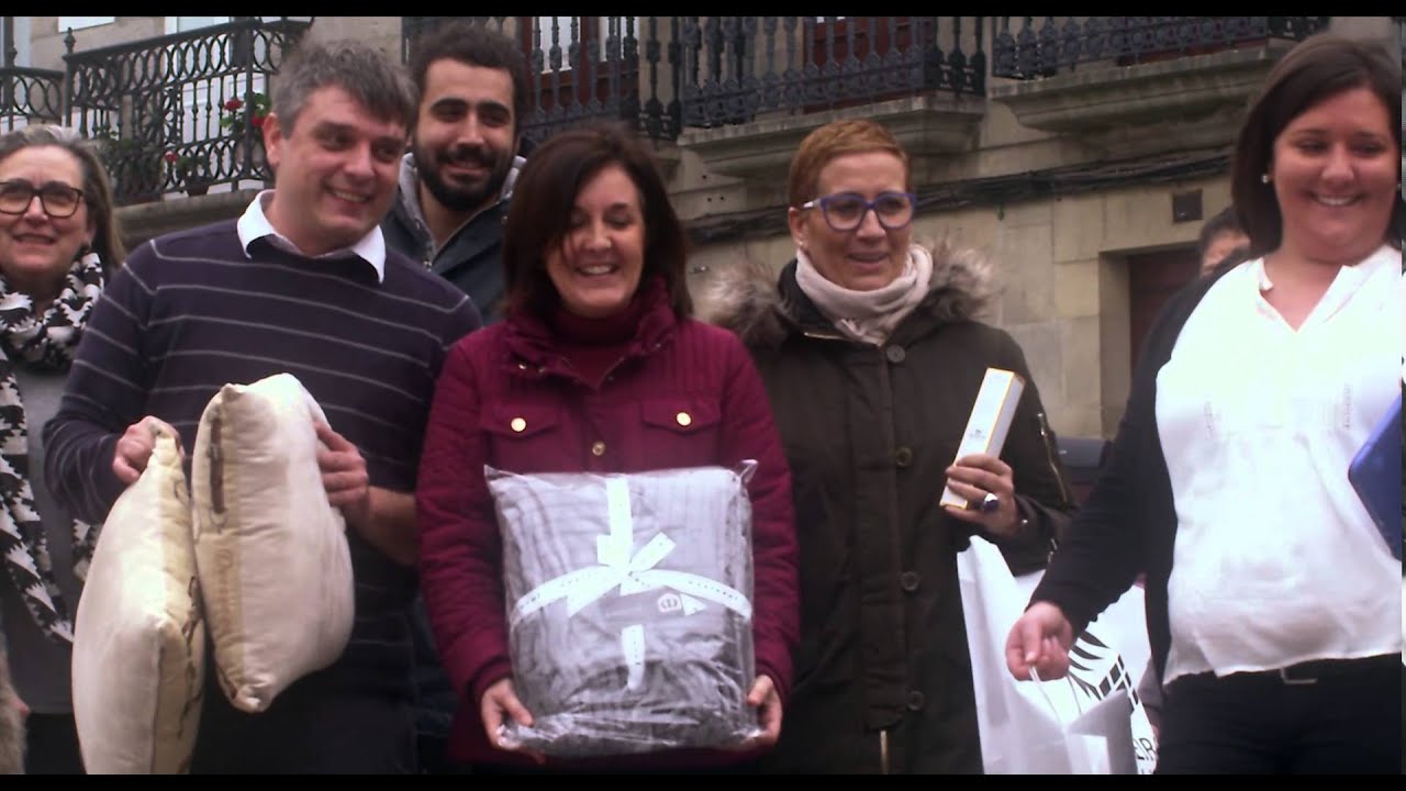 Los comerciantes de Viveiro invitan a comprar con este anuncio