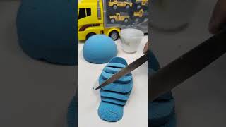 🟢🚗❤️ SATISFYING KINETIC SAND & MINI CARS ASMR 🔪🏎️✨#kineticsand #short #satisfying #asmr #live screenshot 1