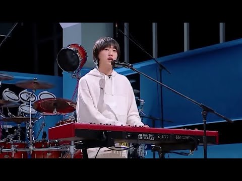 【明日之子第四季 SUPERBAND】花絮：李润祺即兴演唱备忘录内容，获得导师们连连好评，太好听了！