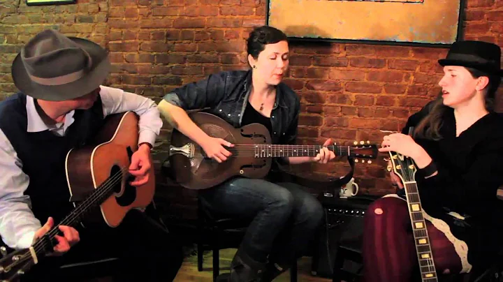 Midnight Hours - "Wee Midnight Hours"