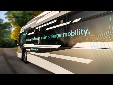 New Flyer unveils the Xcelsior AV™ - North America's first automated transit bus