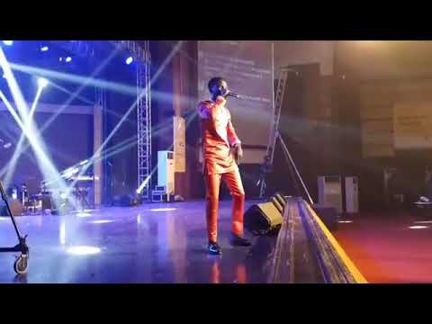 Kwami Eugene's performance at the MTN Music Festival - YouTube