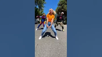 EVERYBODY Backstreet Boys Dance With Twitch And Allison 