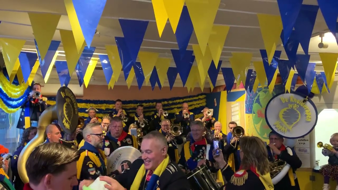 De Knolderapen - Beegees 