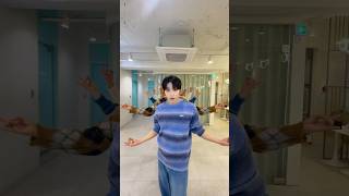 마포구 로맨스🤜🏻🫷🏻 #TheKingDom #더킹덤 #TKD #샹하이로맨스 #shorts