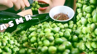 ASMR SAYURAN MENTAH 'LEUNCA' - RAW VEGGIE PLATTER// EXTREME CRUNCHY EATING SOUNDS//ASMR INDONESIA