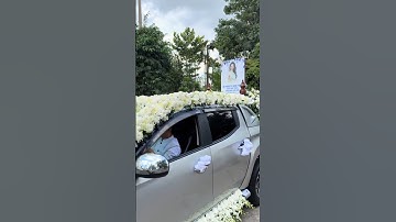 Xe đưa NSƯT Ngọc Trinh đến nơi hỏa táng