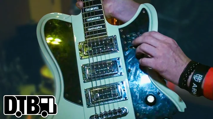 Red Jumpsuit Apparatus' Randy Winter - GEAR MASTER...