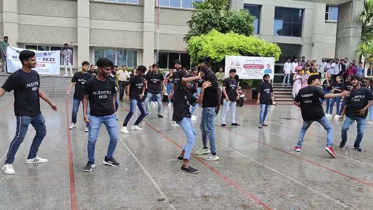 Mantra 2k23 Flashmob in vaagdevi degree and pg College Nayimnagar