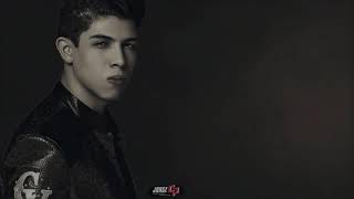 Letra 15 besos