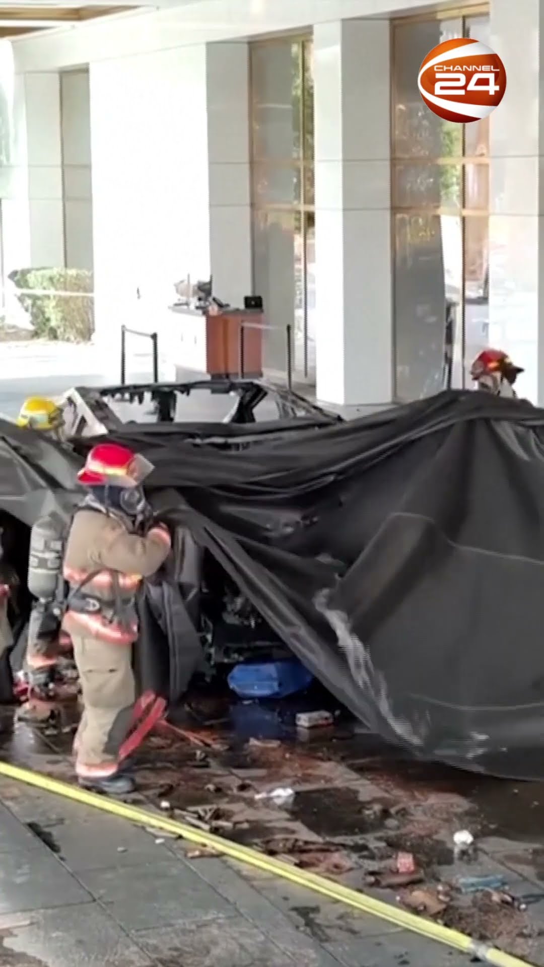 ট্রাম্পের হোটেলের সামনে টেসলা সাইবার ট্রাক বিস্ফোরণ । #channel24 #news #channel24_news