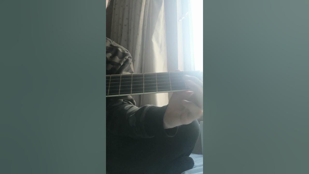 Mor ve Ötesi - Cambaz intro (gitar) Mor ve Ötesi - Cambaz intro (gitar)