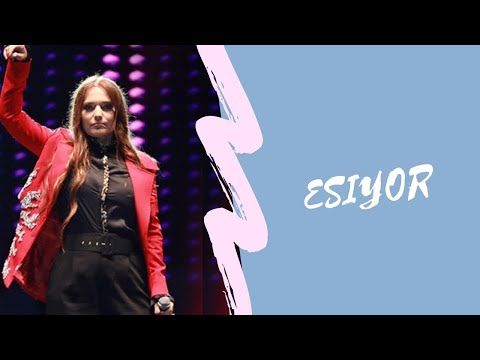 Demet Akalın - Esiyor (Canlı Konser)