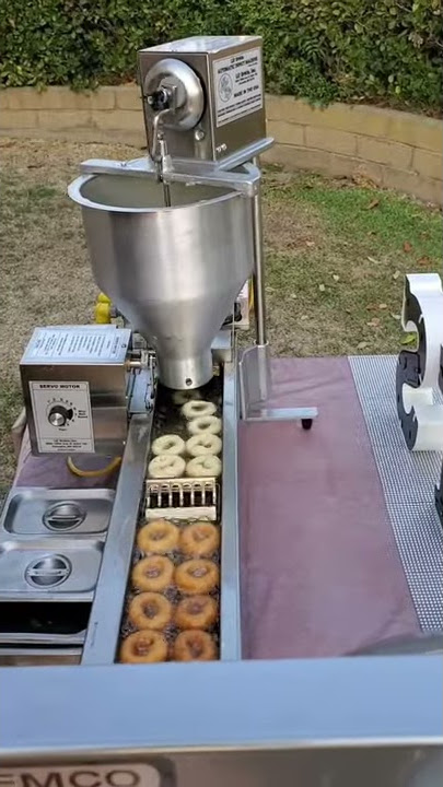 Mini Donut Catering - Fresh Hot Donuts