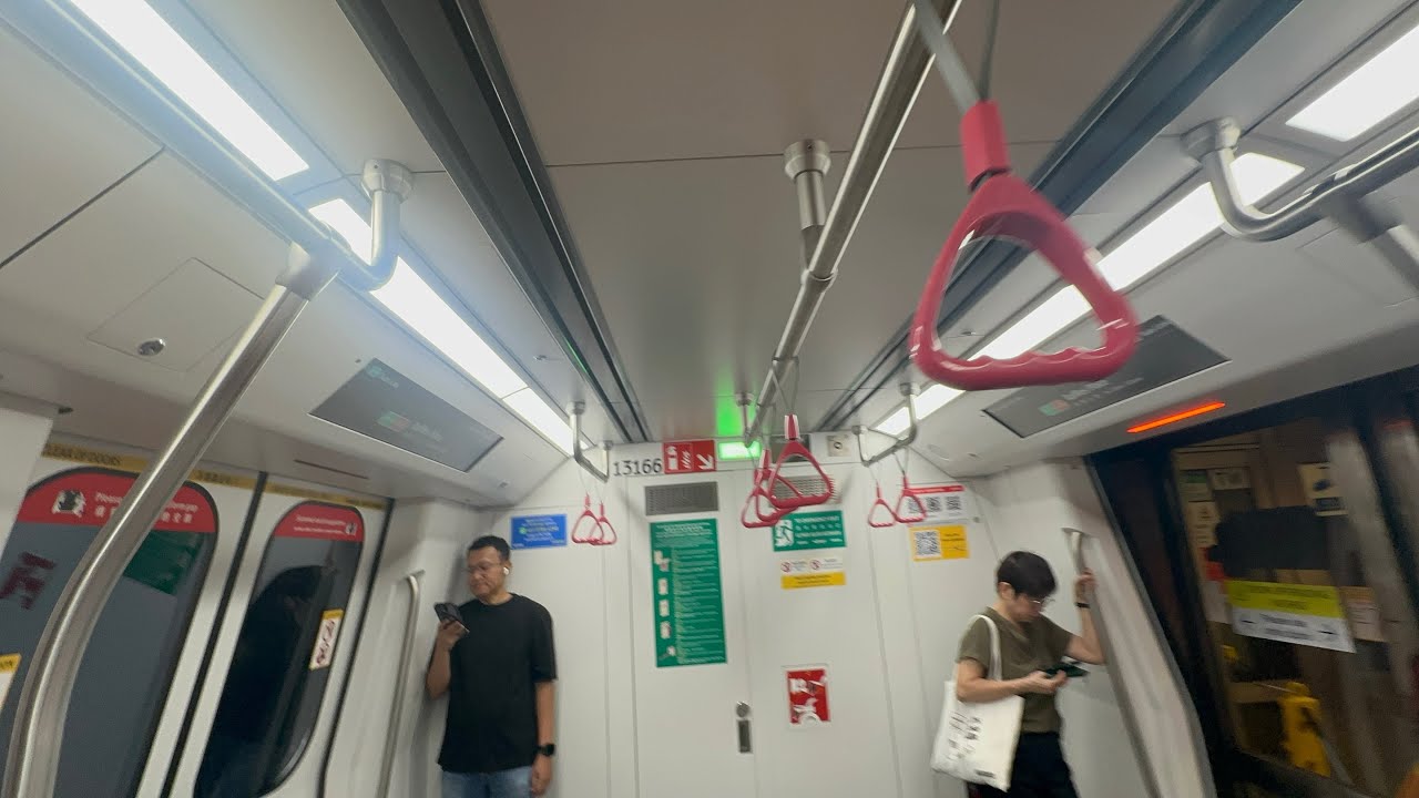 [DEBUT] MRTravels on the East West Line: R151 Trainset 165/166 from Raffles Place to Tanjong Pagar
