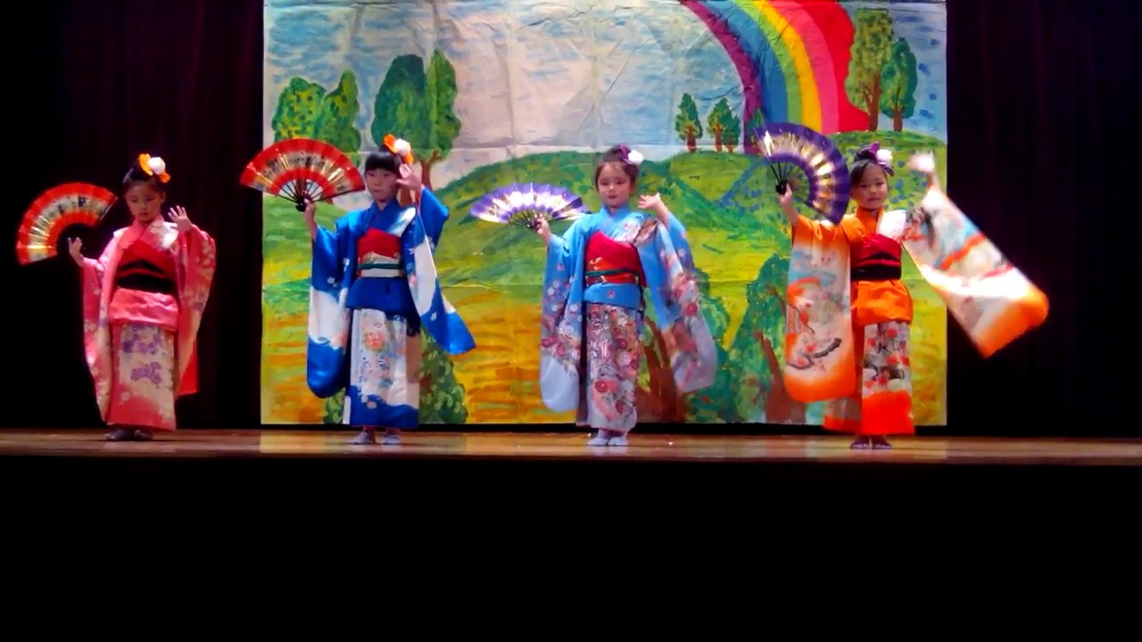 発表会　キモノダンス - Kindergarten-Aufführung - kimono dance
