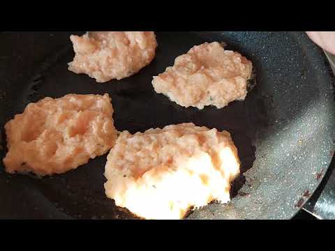 Video: Paano Magluto Ng Mga Pancake Na May Salmon