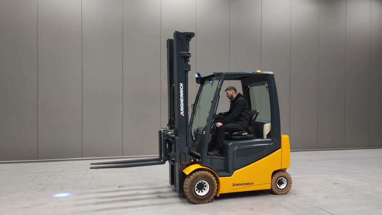 Stivuitor JUNGHEINRICH EFG 425 - Uniterra Group SRL