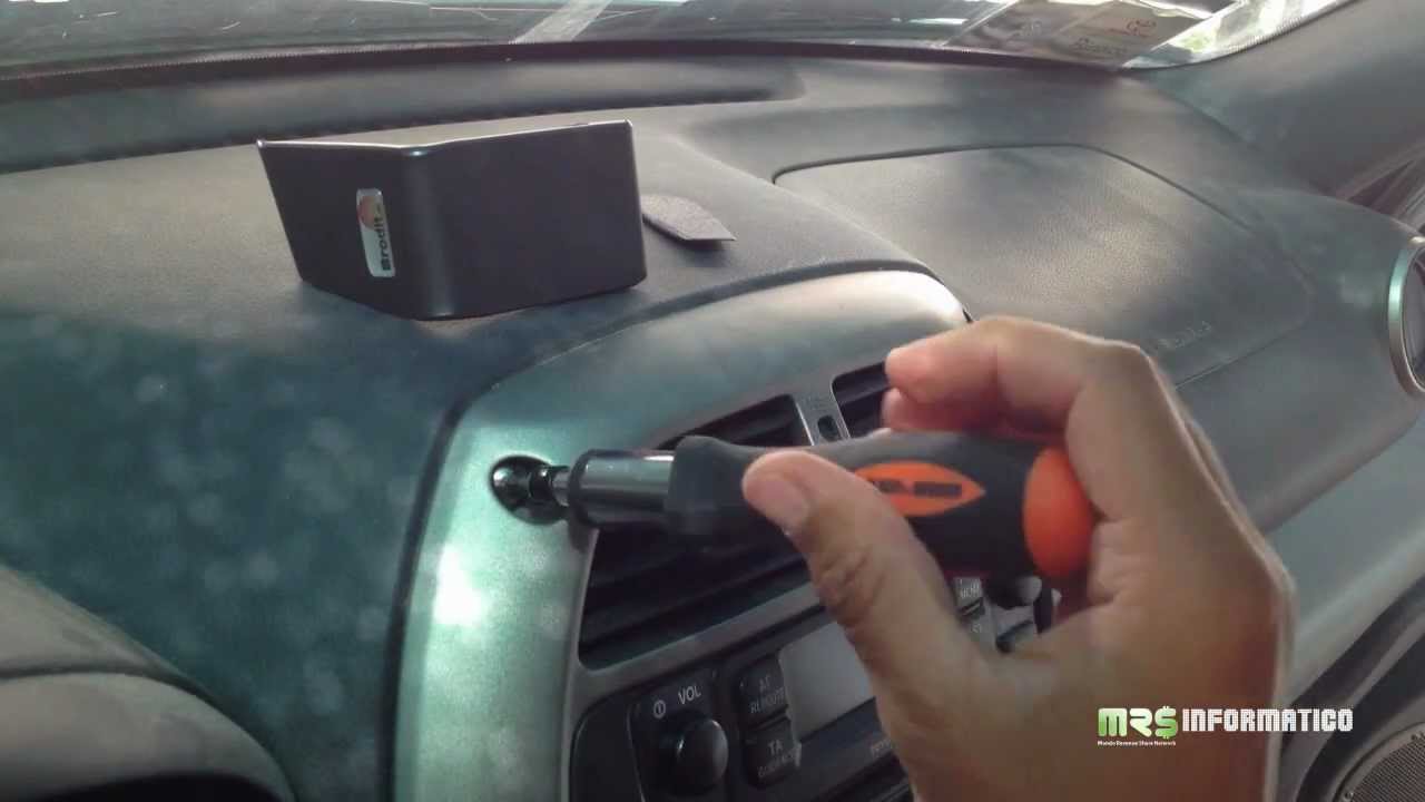 Guida di montaggio del supporto da auto Brodit per iPad 2 - YouTube