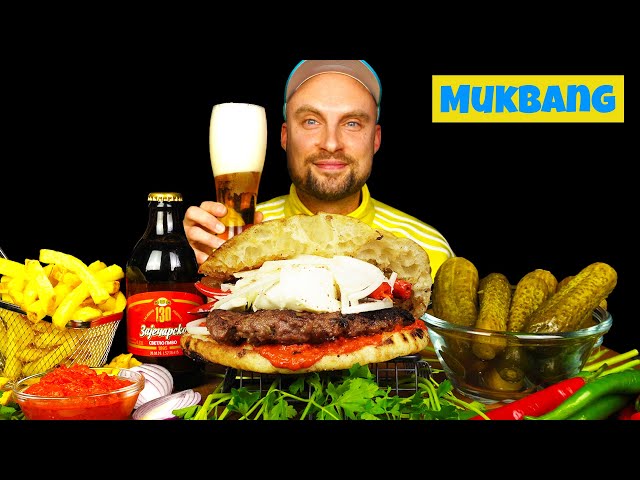 Serbia's FAMOUS Street Burger 🇷🇸🍔 (Pljeskavica) ASMR Mukbang!