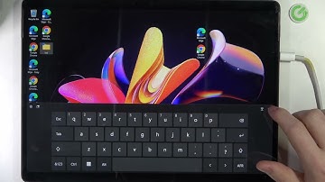 Microsoft Surface Pro 8 - How To Create Folders