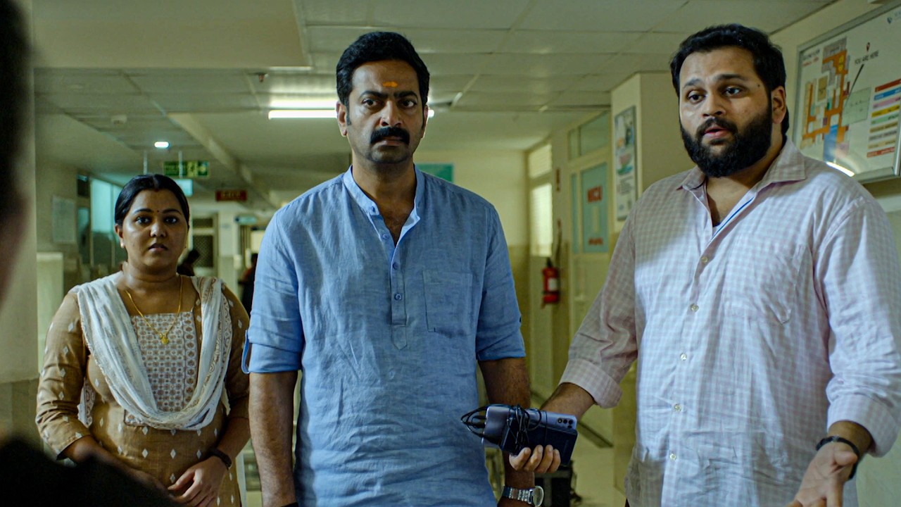 അല്ല ഇവനേതാ ? 🤣🤣| Malayalam Comedy | Saikumar | Saiju Kurup