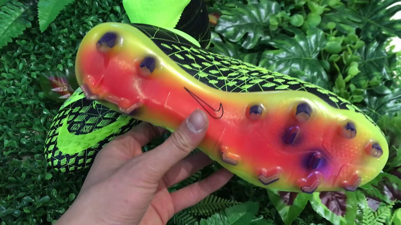 Nike x EA Sports Hypervenom