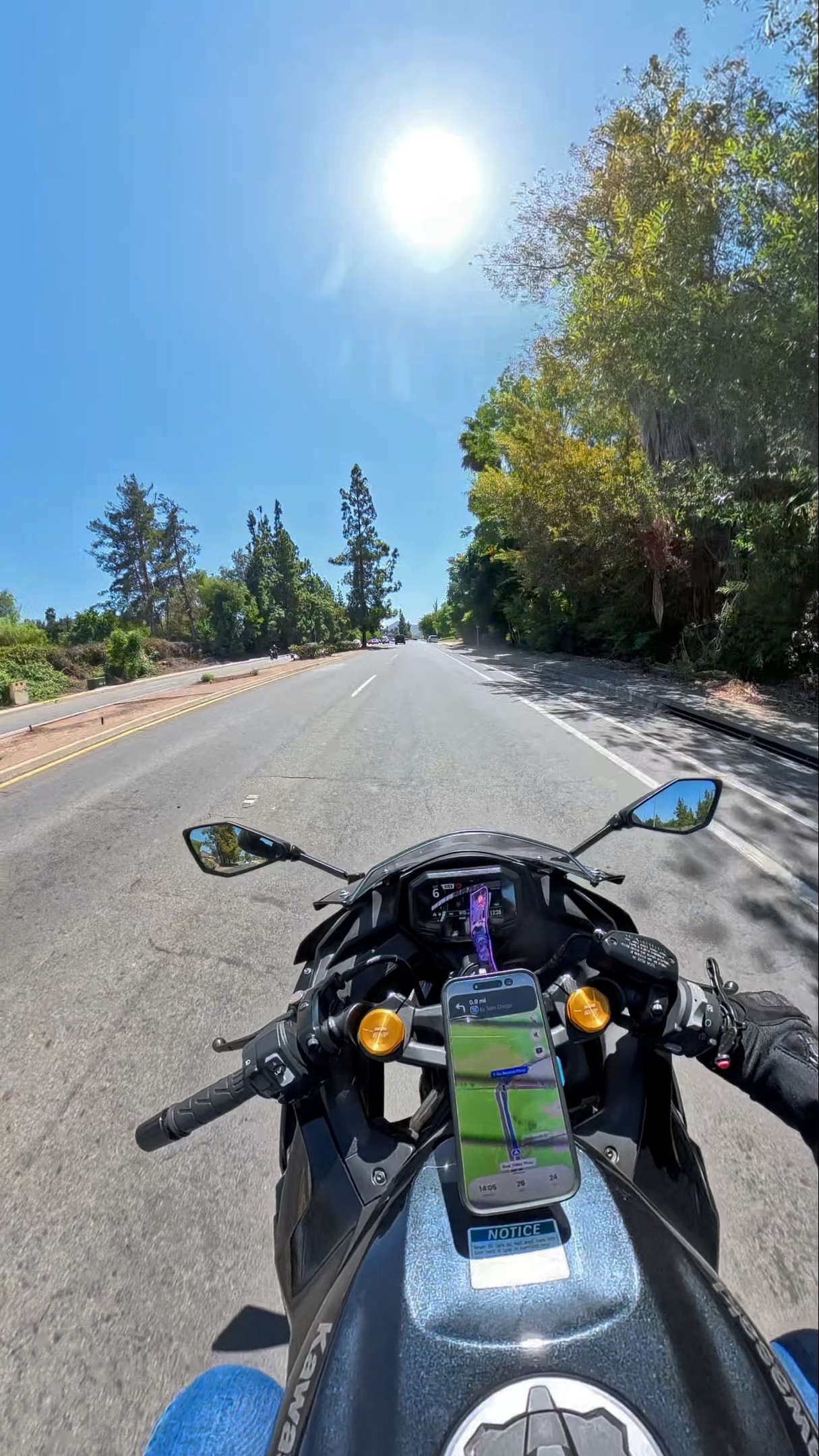 ZX-4R - YouTube