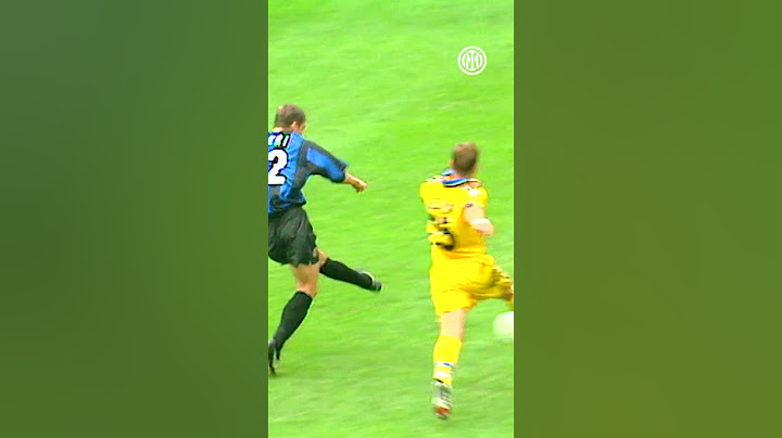 The fifth striker to enter the #InterHallOfFame is… Christian Vieri👏🖤💙 #IMInter #Shorts