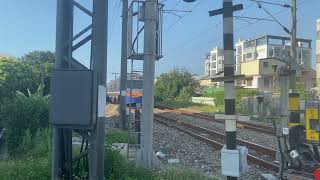 台鐵 2537次 區間車 EMU733/734 清水鰲峰路平交道通過 EMU700