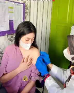 bening bnget kakaknya