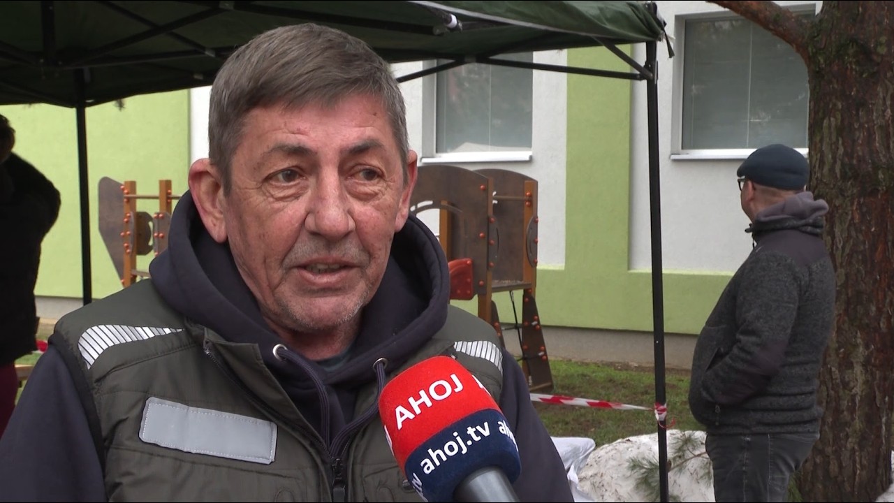 Tradičná dedinská zabíjačka v obci Ždaňa