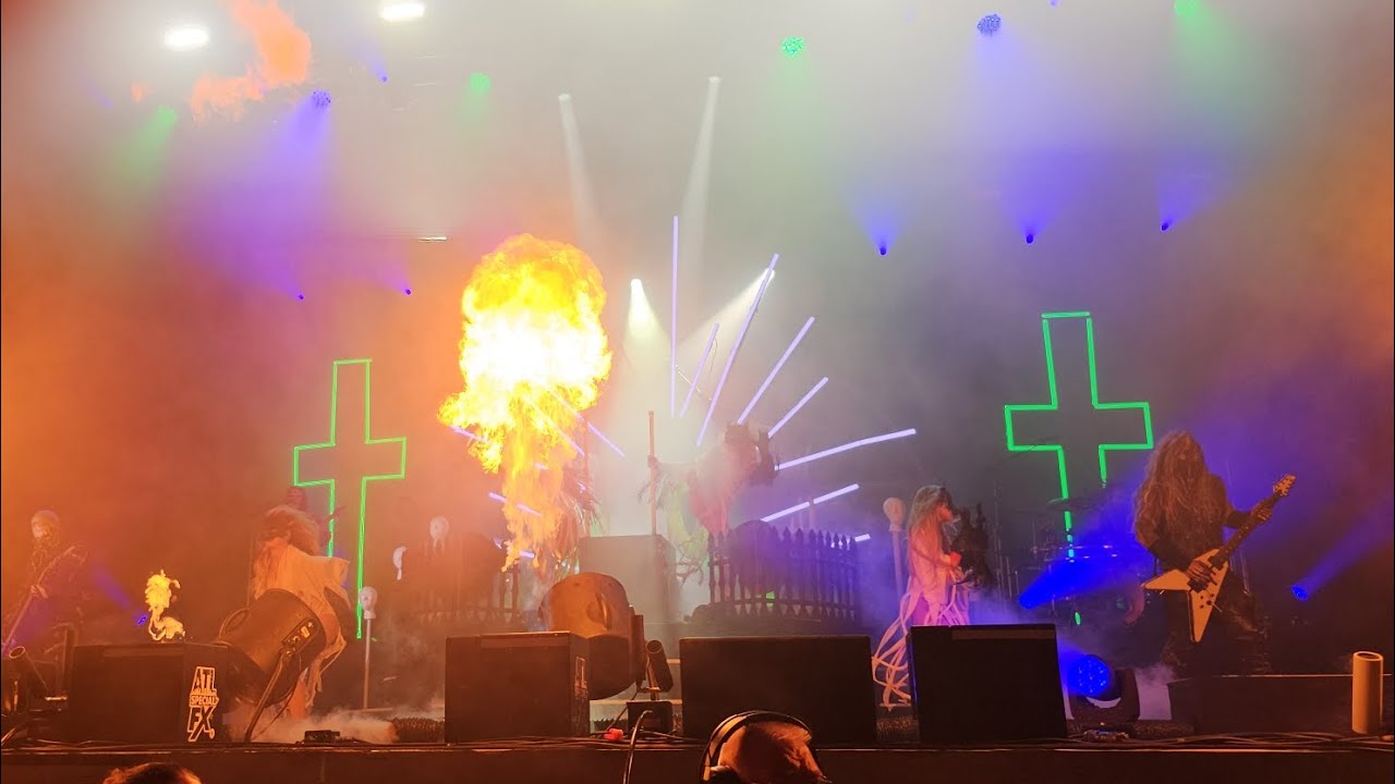 [4K 60FPS] In This Moment KILLING IT in Gilford NH [Bank of NH Pavilion