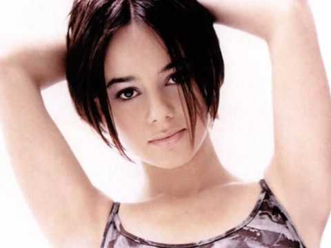 Alizée Slideshow -  'Captured'